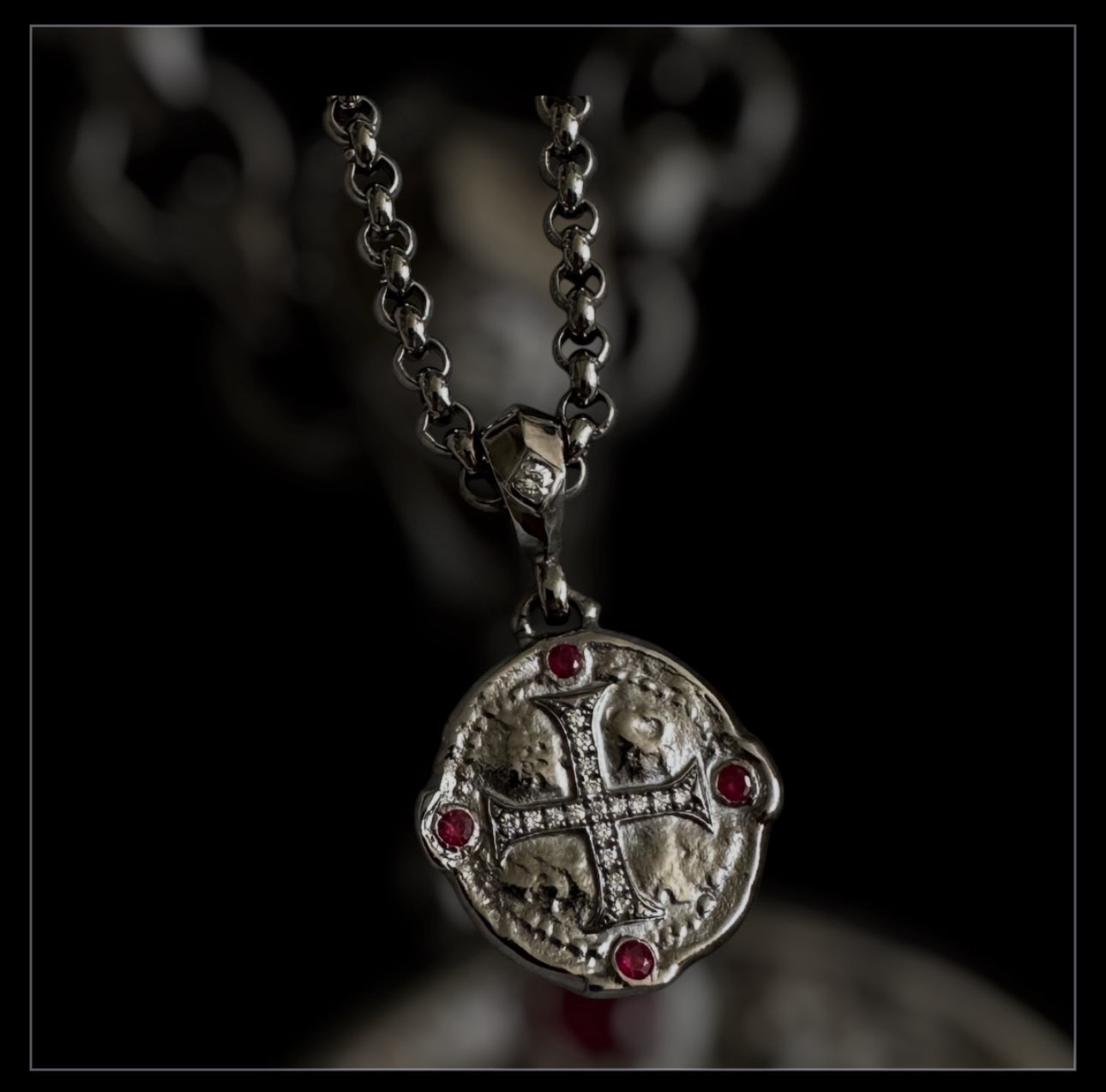 Cross Medalion
