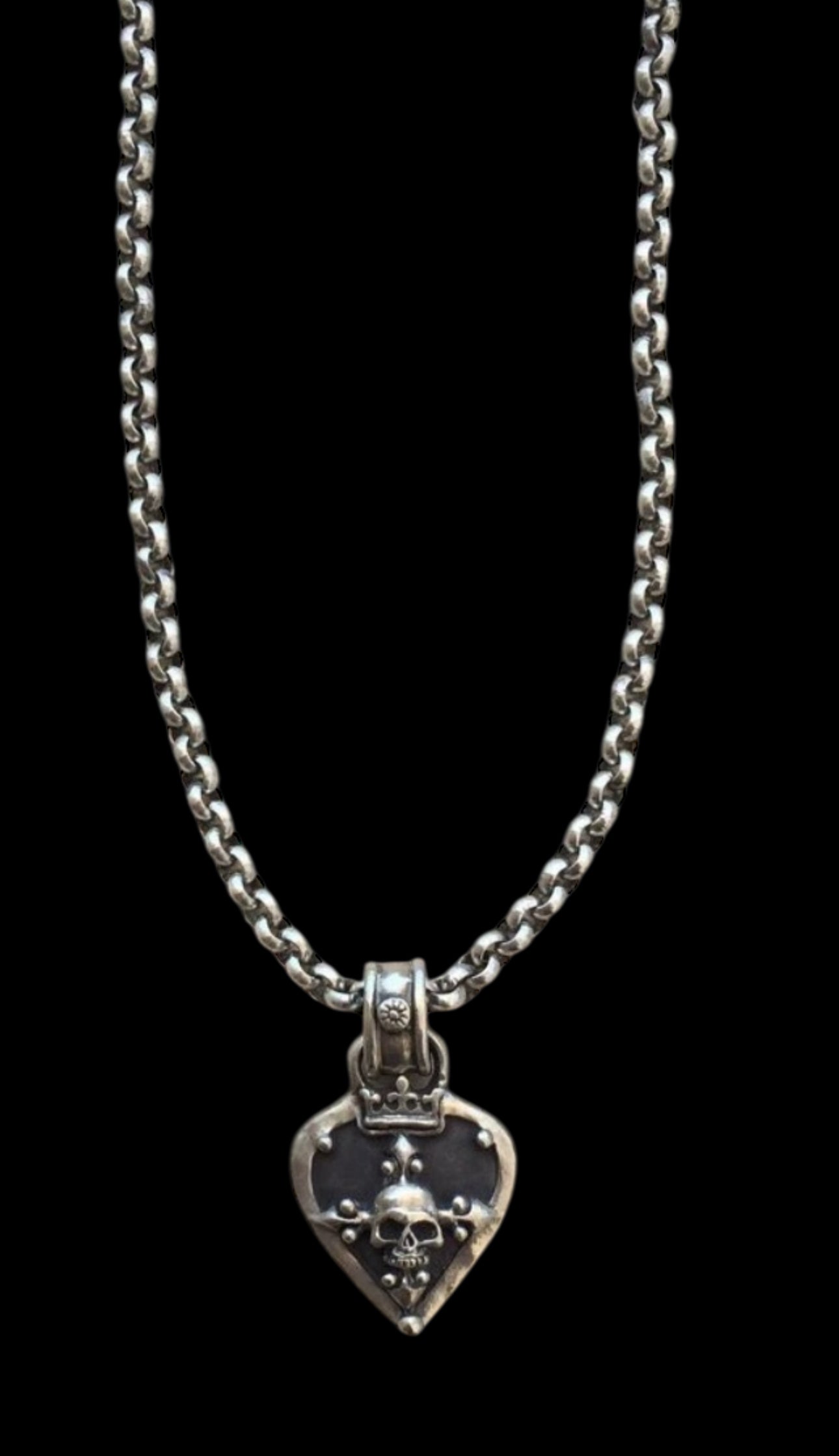 Necklace - Silver Guitar Pick & Skull KC