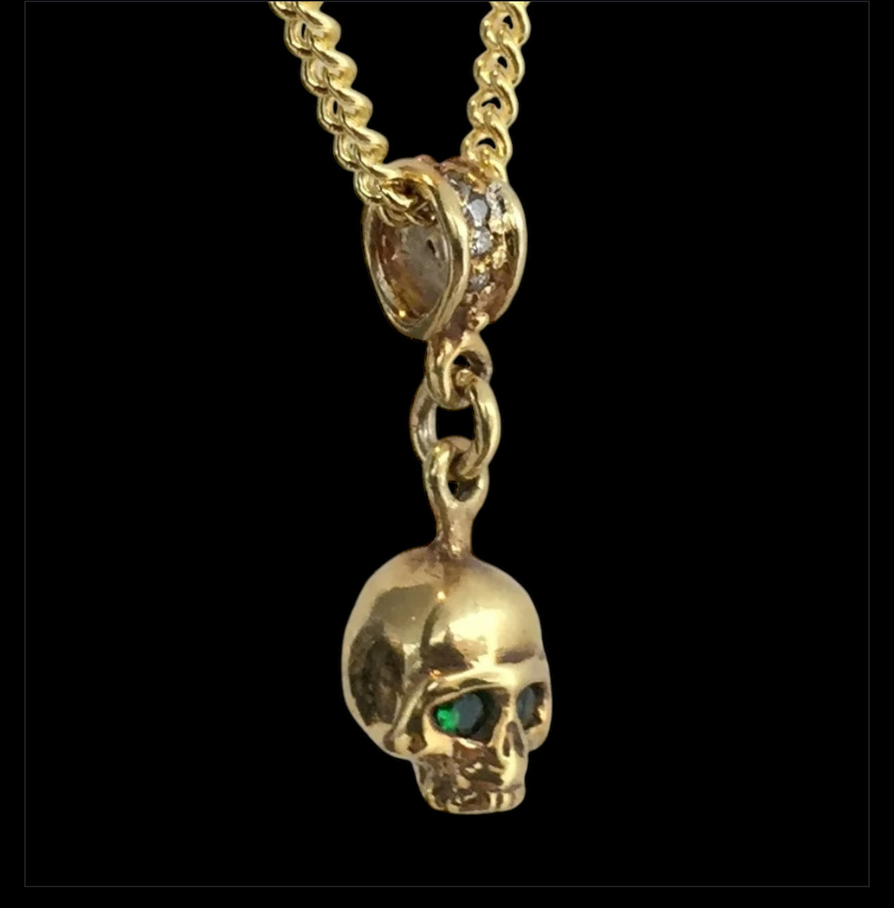 Necklace - Golden Skull with Emeralds
