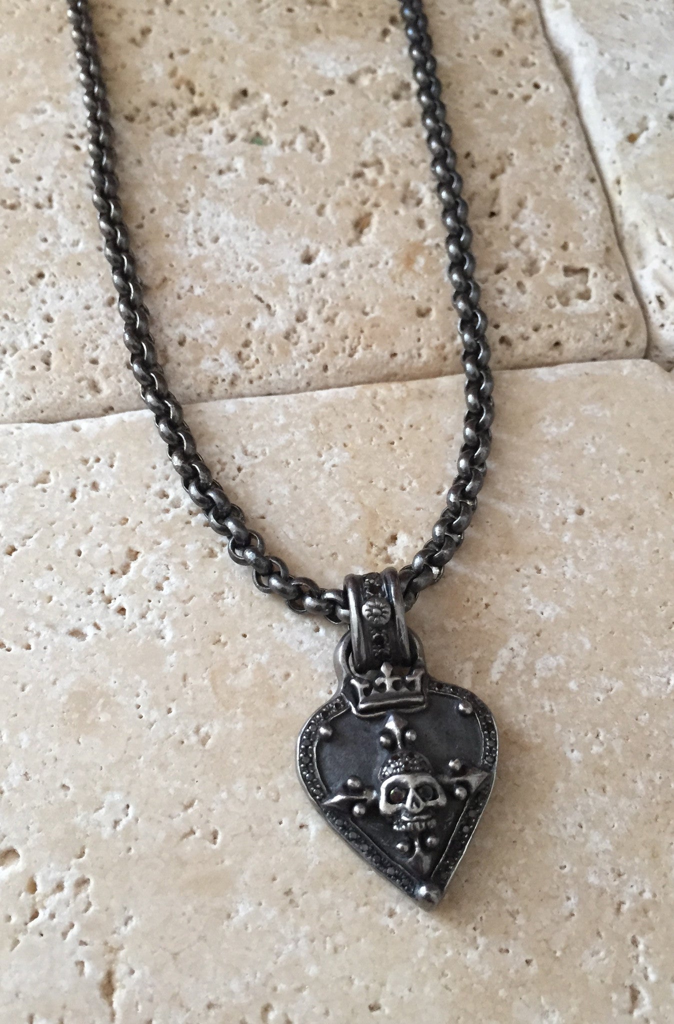 Diamond Guitar Pick by Roman Paul