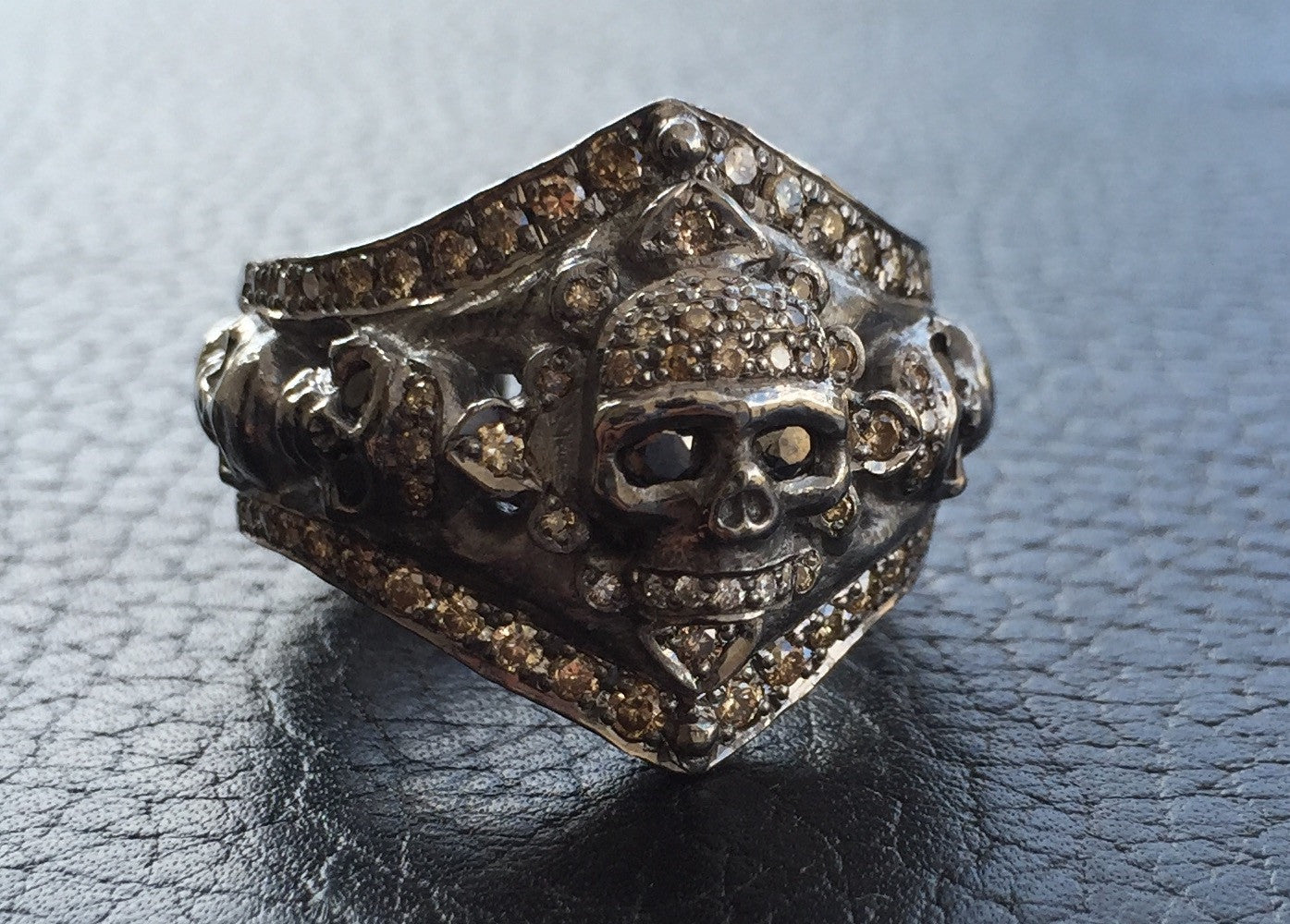Silver Skull Ring w Diamonds