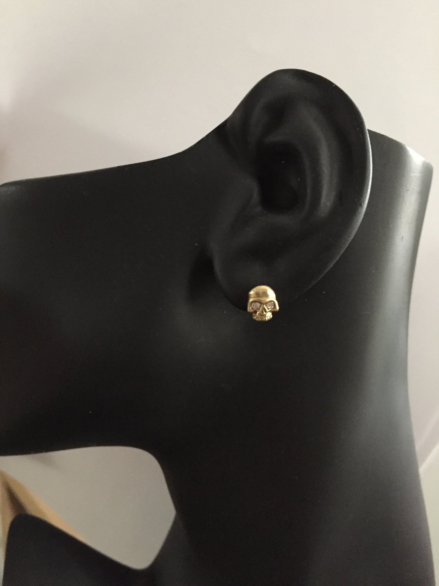 Earrings - 18k Gold Skulls & Diamonds