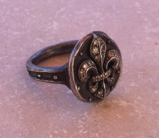 Sterling Silver Fleur De Lis Ring with Champagne Diamond Pave