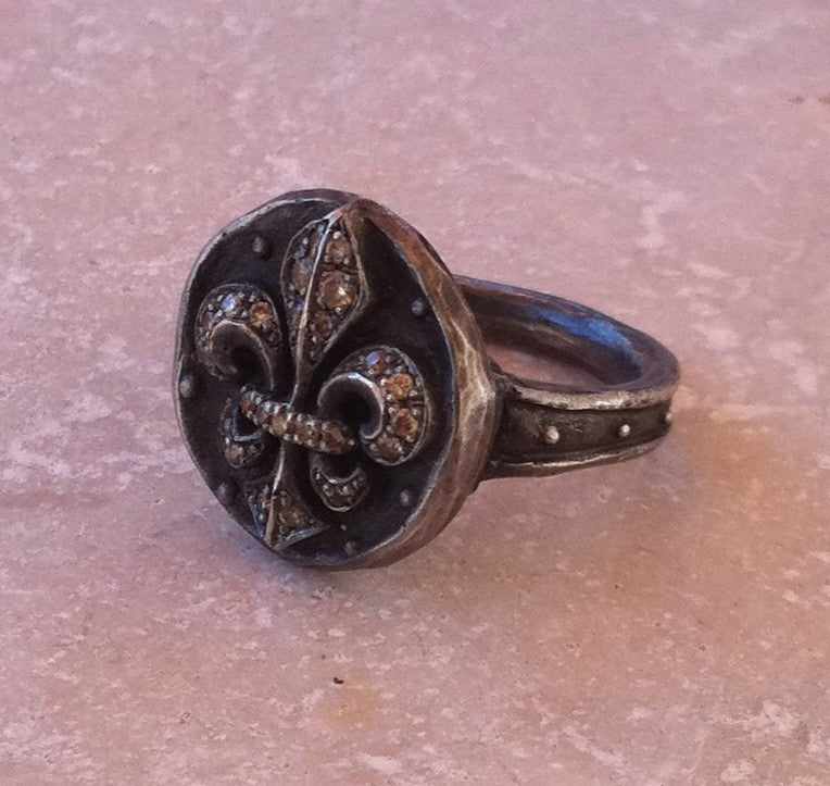 Sterling Silver Fleur De Lis Ring with Champagne Diamond Pave