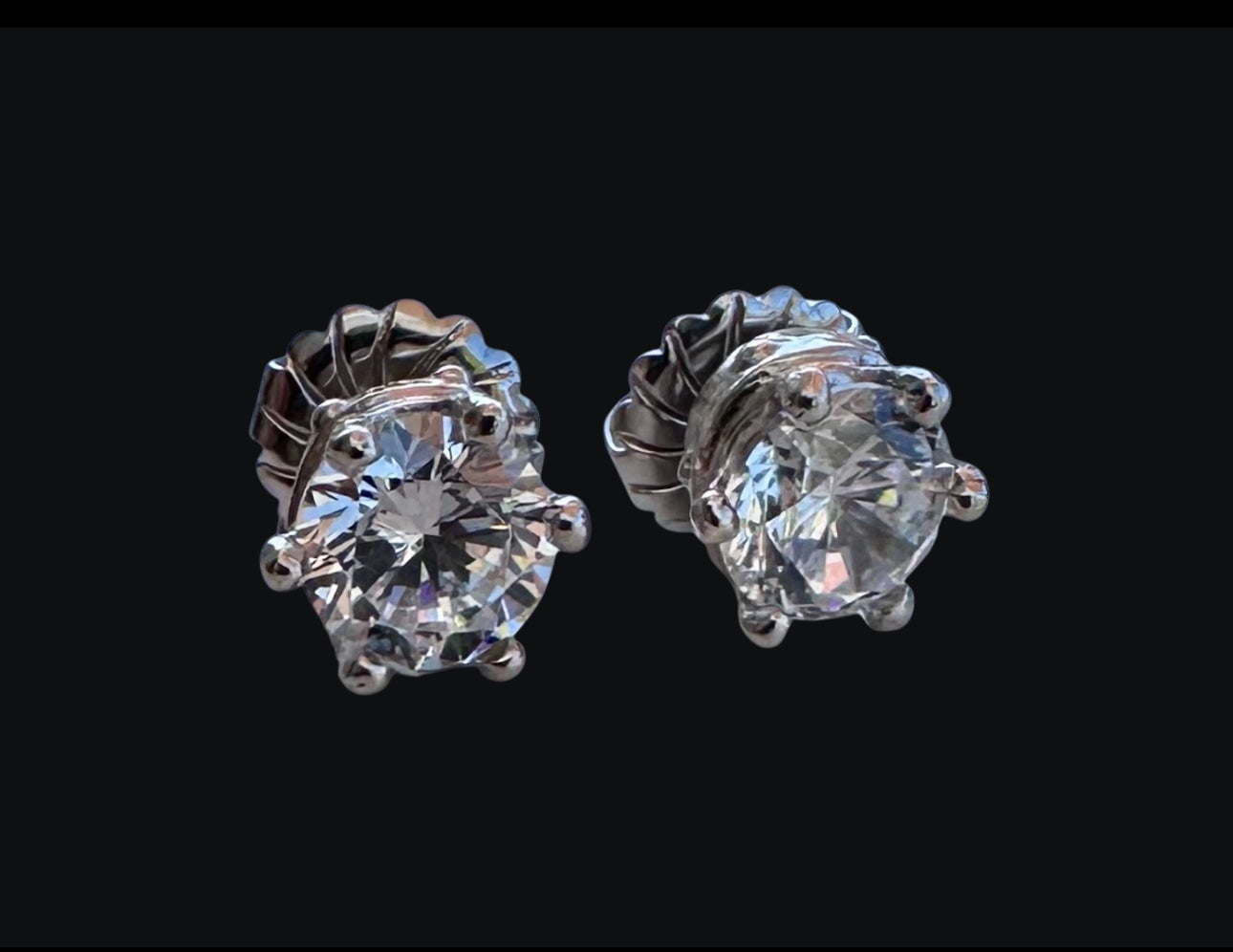 CROWN STUD EARRINGS & CZ