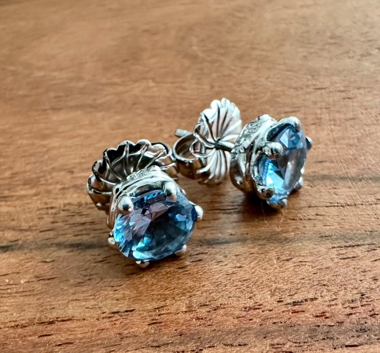Sterling Silver Crown Stud Earrings with Aquamarine CZ