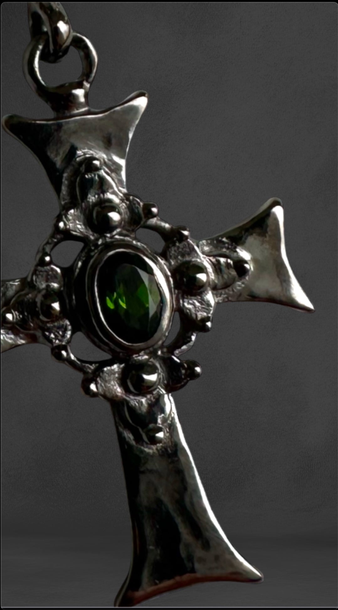 Green Turmaline Ornament Cross