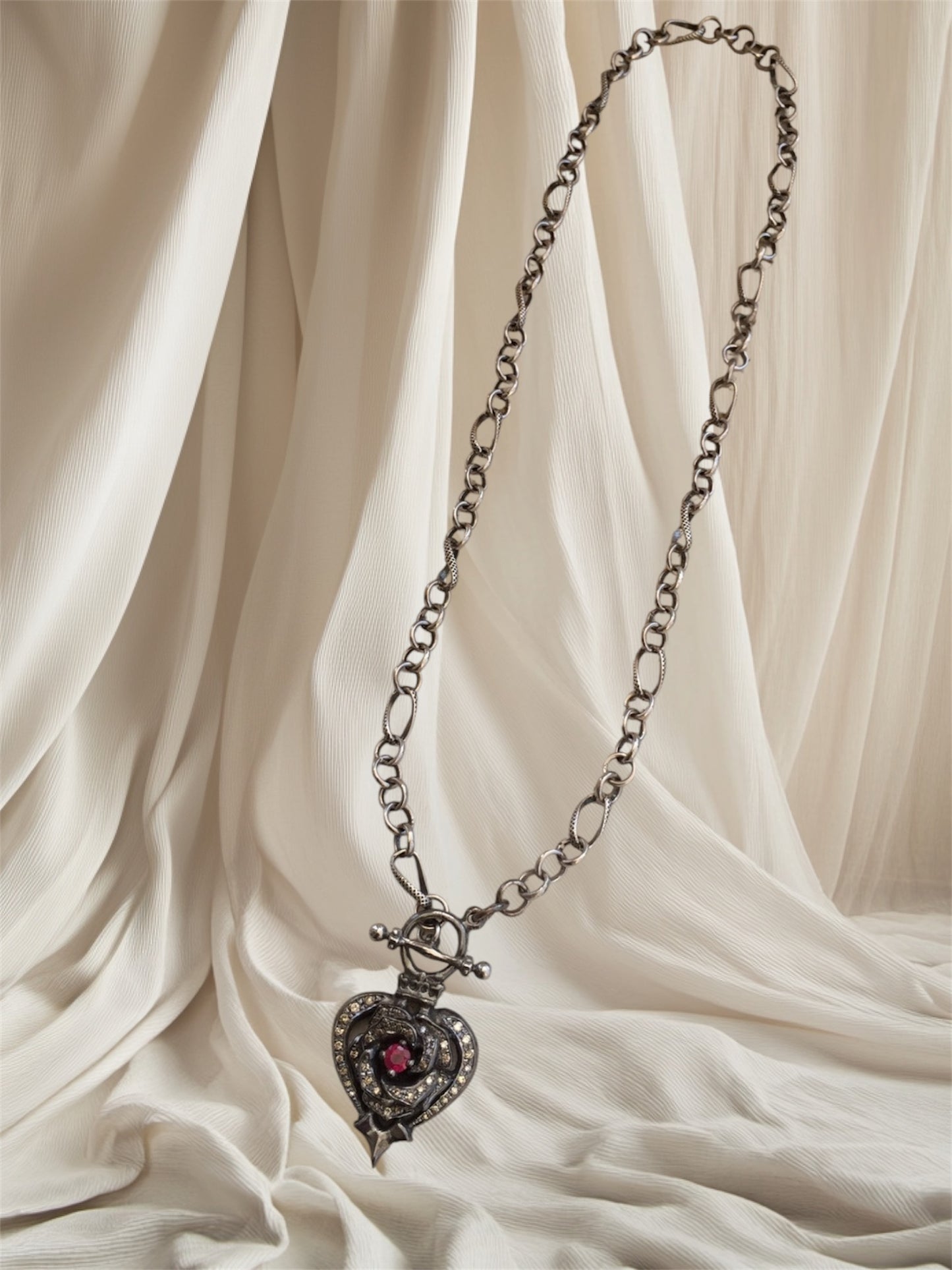 Necklace - Black Platinum Rose Heart