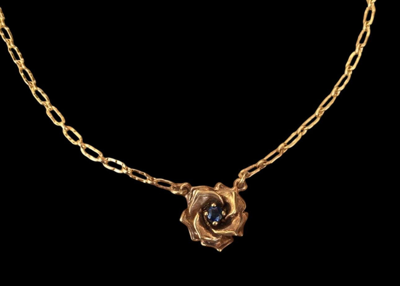 Necklace - Yellow Gold Rose with Sapphire