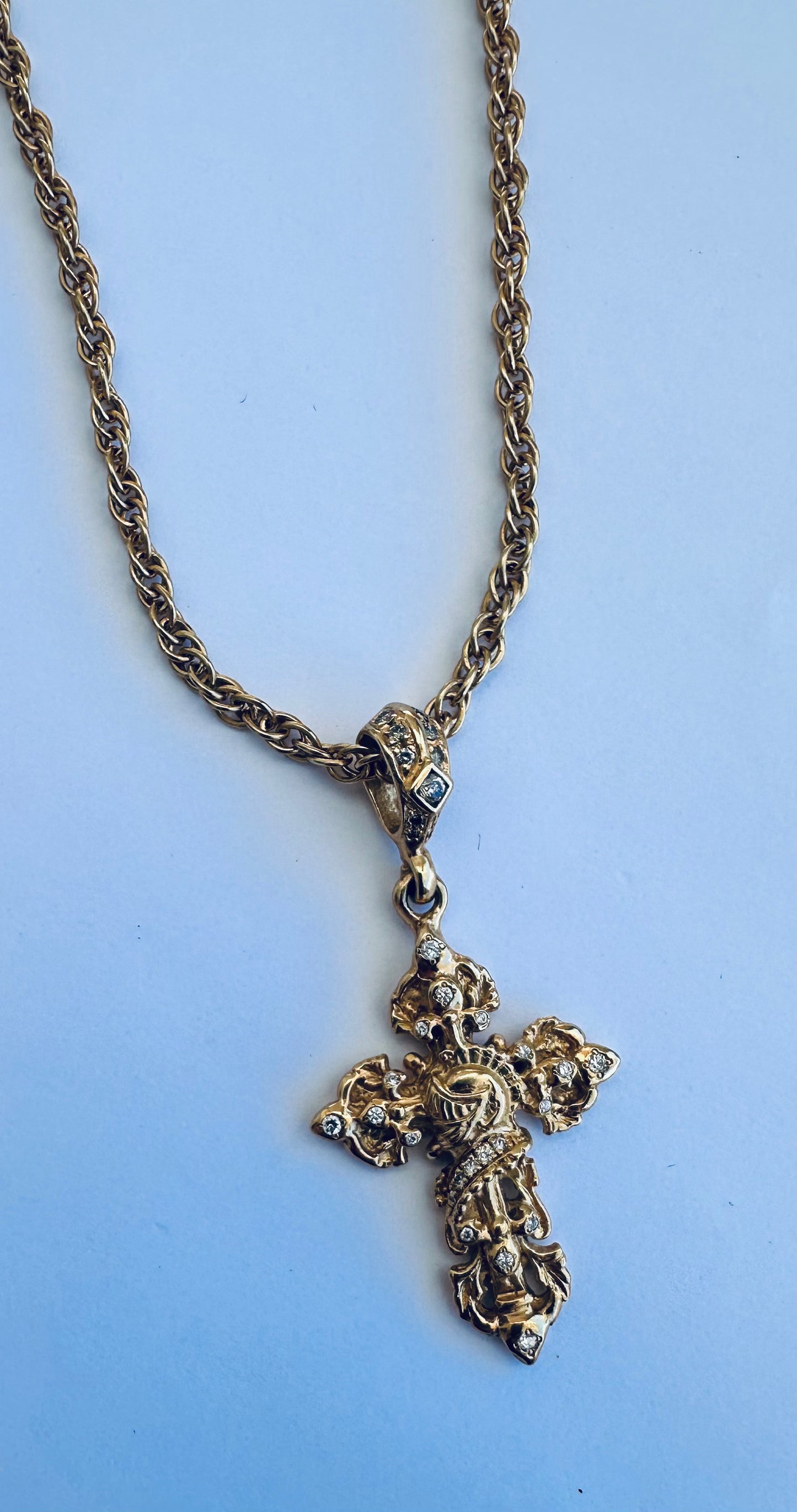Ornament Knight Cross With Diamonds