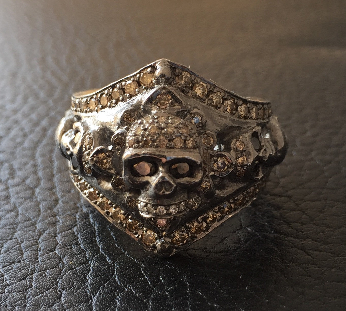 Silver Skull Ring w Diamonds