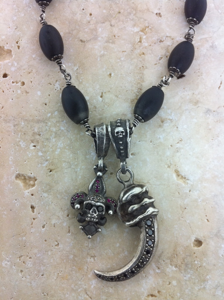 Sterling Silver Skull Jester & Cougar Claw Necklace with Oval Onyx Beads